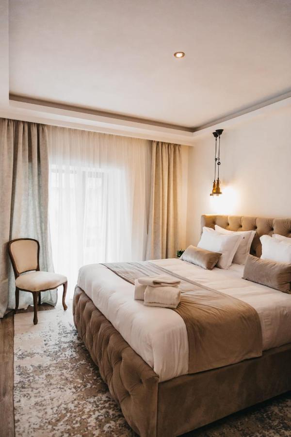 Hotel The Berg'S 2 Ocna Mures Exterior foto